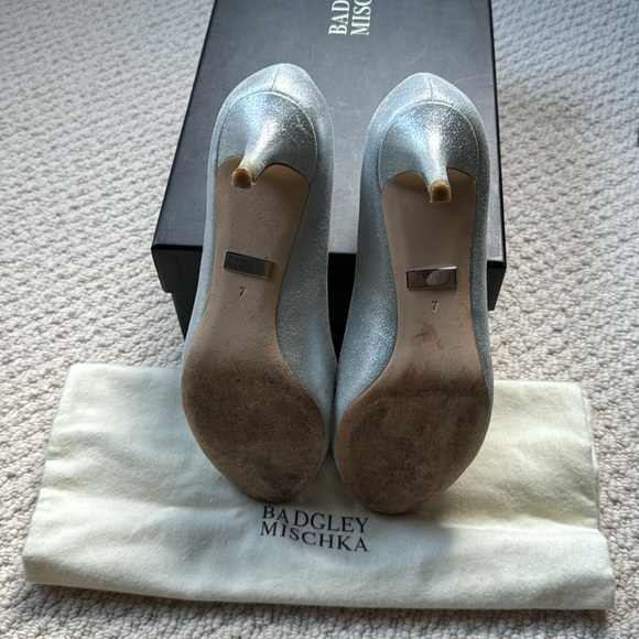 Badgley Mischka Nakita II Kitten Heel Peep Toe Pumps (Silver) - Picture 8 of 10